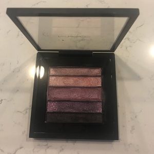 MAC Pinkluxe Pearlfusion Shadow palette